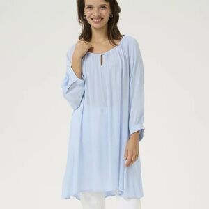 Plus Size 1x Blue Comfy Bohemian Tunic with Minimalist Design